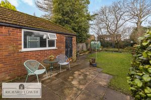 Private Garden- click for photo gallery